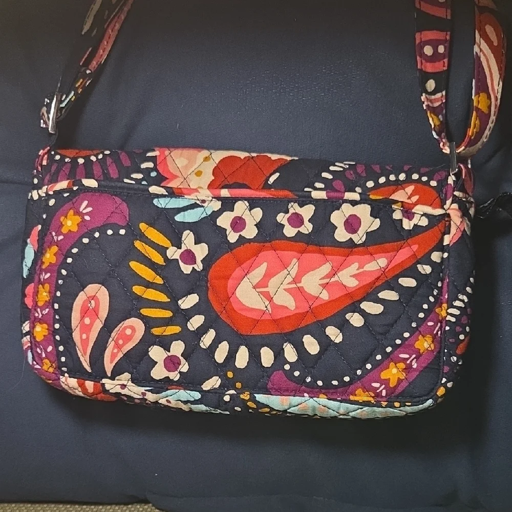 Vera Bradley Navy & Pink Paisley Quilted Crossbody Bag - Picture 2 of 10